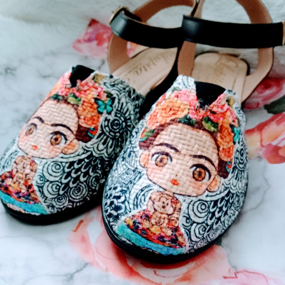 Women's Frida Kahlo shoes
